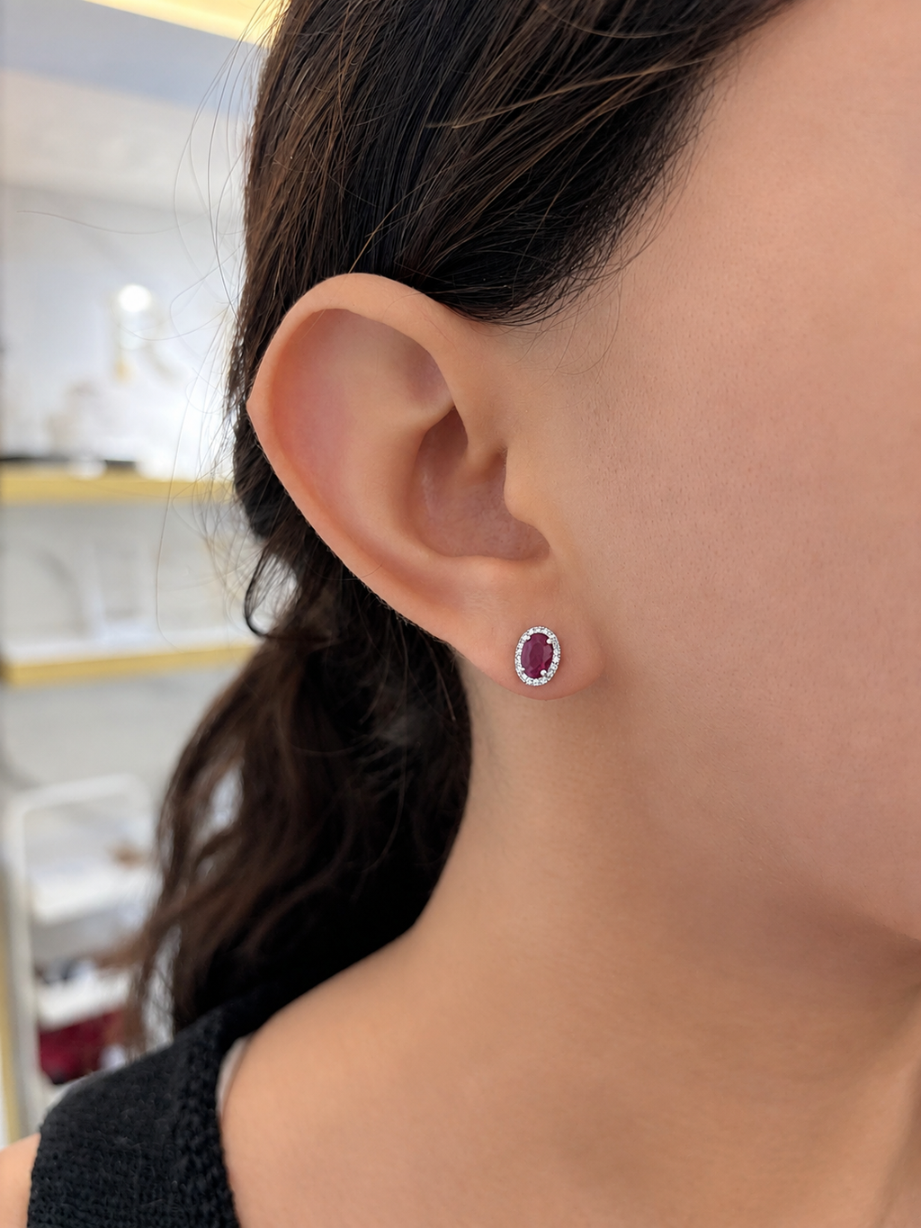 Aretes Rubí Oval