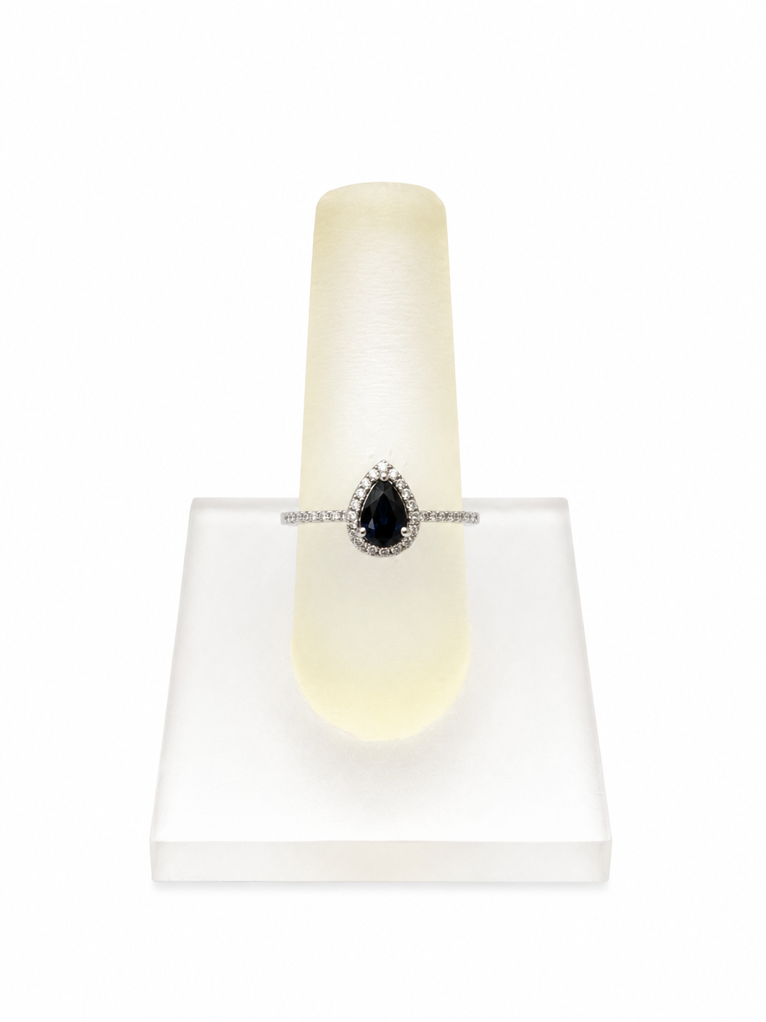 Anillo Gota Zafiro Halo Diamantes