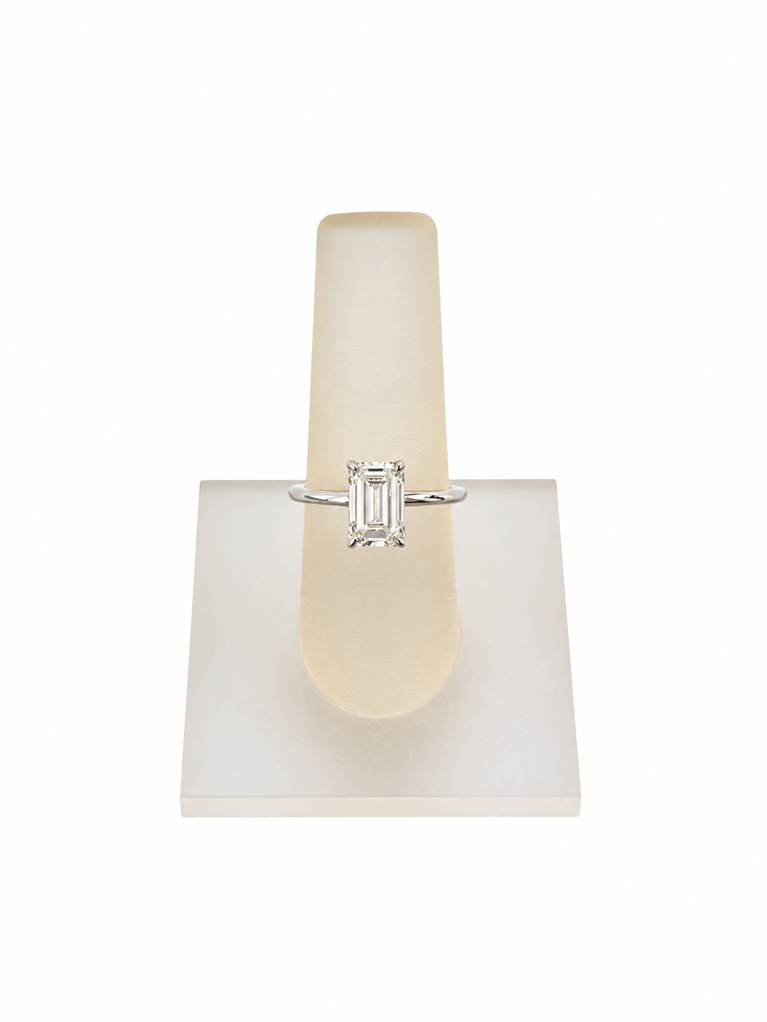 Anillo Diamante Laboratorio Emerald Cut 2.05 cts