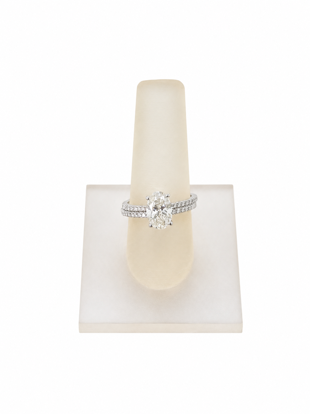 Anillo Diamante Laboratorio Corte Oval 1.98 cts