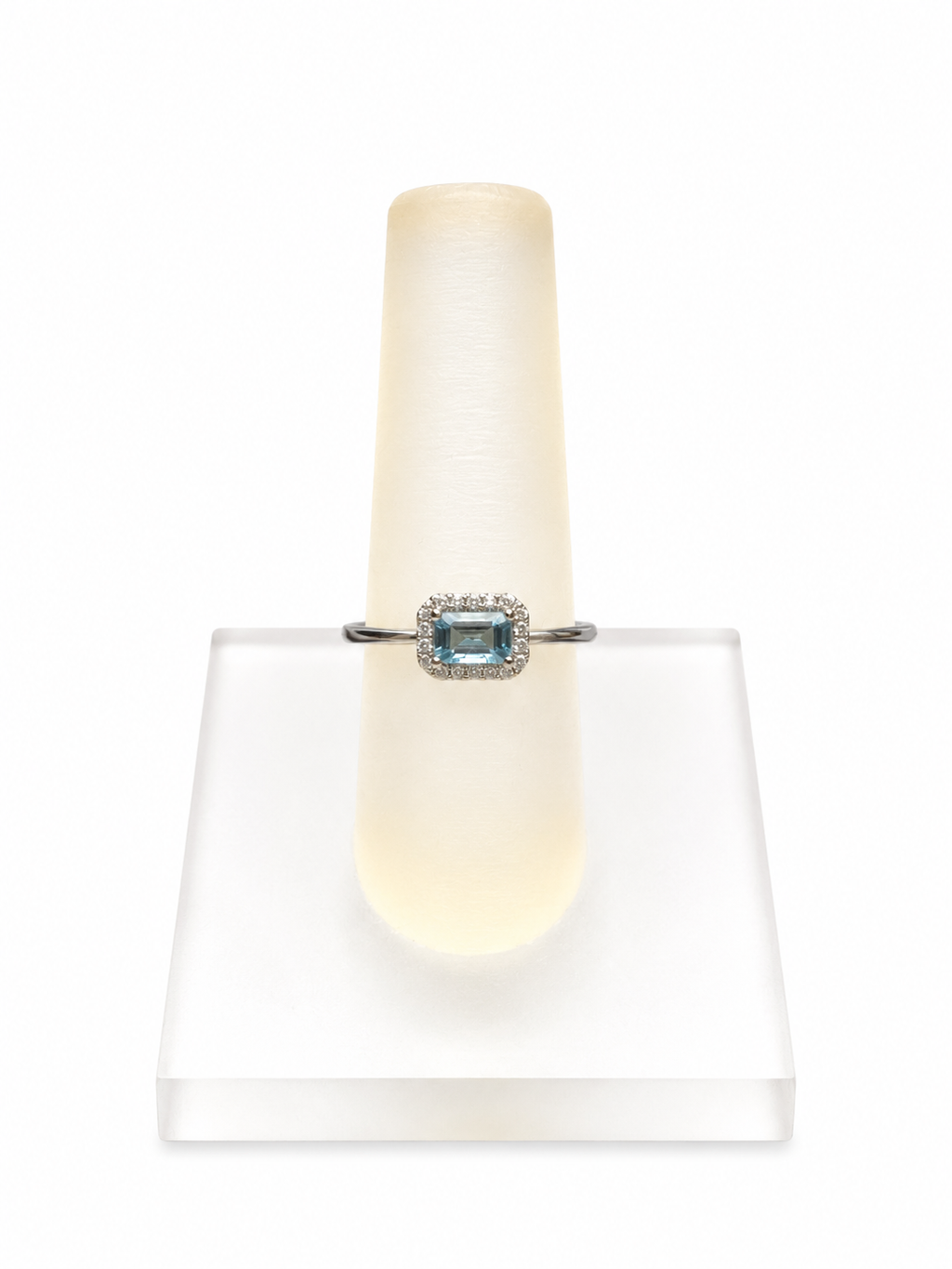 Anillo Aguamarina