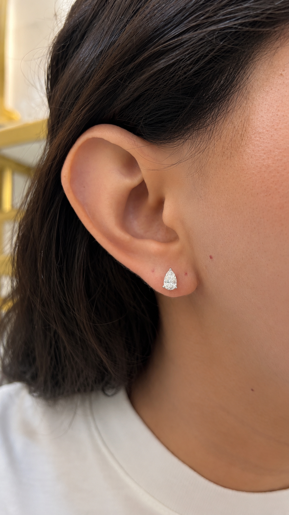 Studs Lab Pear shape